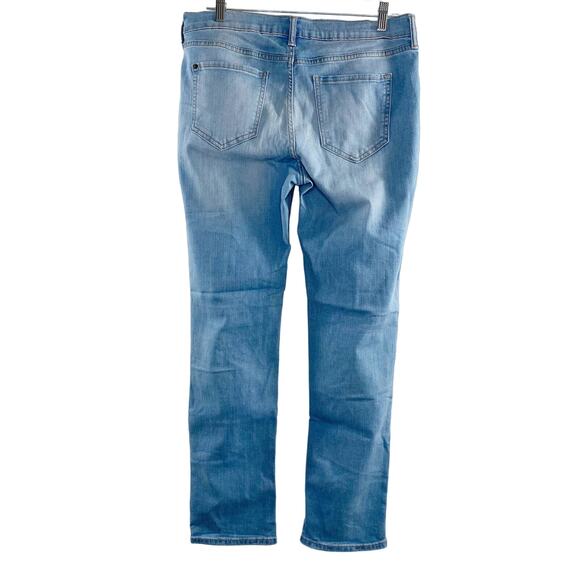 Old Navy Boyfriend Straight Distressed Light Wash Jeans 6R - Picture 8 of 11